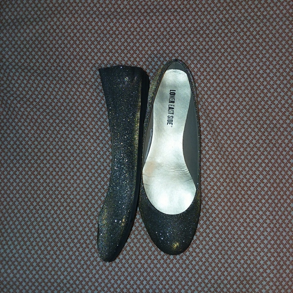 Women's flats